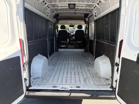 Used 2025 RAM ProMaster 3500 w/ Convenience Group FWD image 19