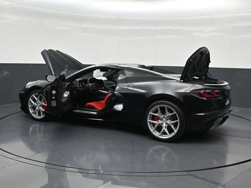 Used 2026 Chevrolet Corvette Stingray Convertible w/ 1LT RWD image 33