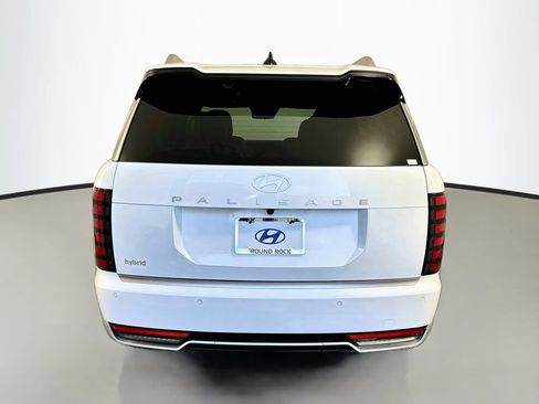 New 2027 Hyundai Palisade Calligraphy FWD image 6