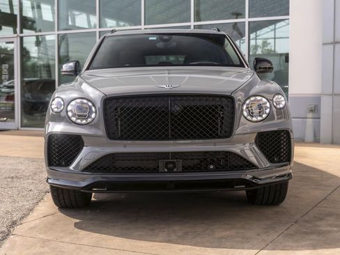Certified 2025 Bentley Bentayga AWD/4WD image 12