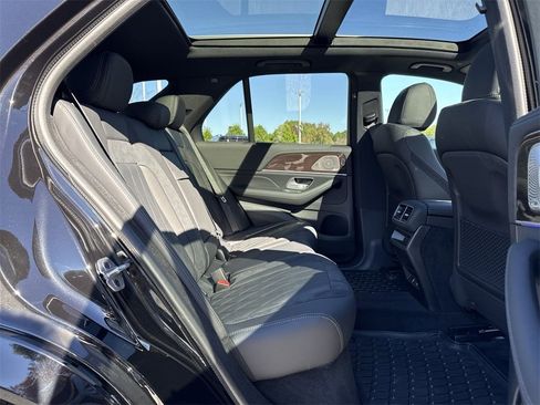 New 2025 Mercedes-Benz GLE 53 AMG 4MATIC image 17