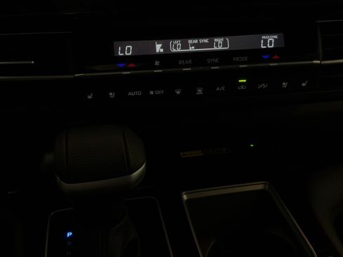 Certified 2025 Toyota Sienna Limited AWD/4WD image 13