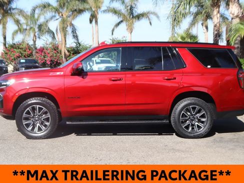 Used 2024 Chevrolet Tahoe Z71 w/ Luxury Package AWD/4WD image 5