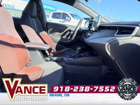 Used 2024 Toyota Corolla SE FWD image 19