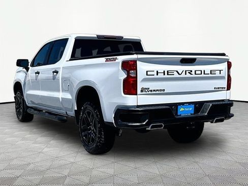 Used 2023 Chevrolet Silverado 1500 Custom Trail Boss w/ LPO, Dark Essentials Package AWD/4WD image 4