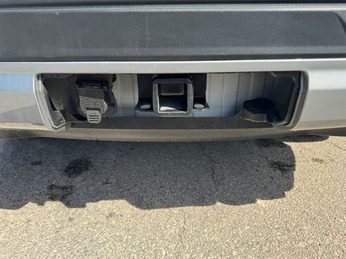 Used 2025 GMC Acadia Elevation AWD/4WD image 9