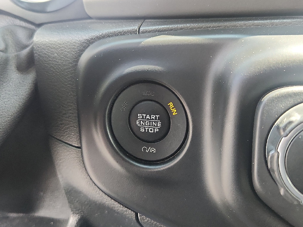 Used 2021 Jeep Wrangler Unlimited Sport AWD/4WD image 24