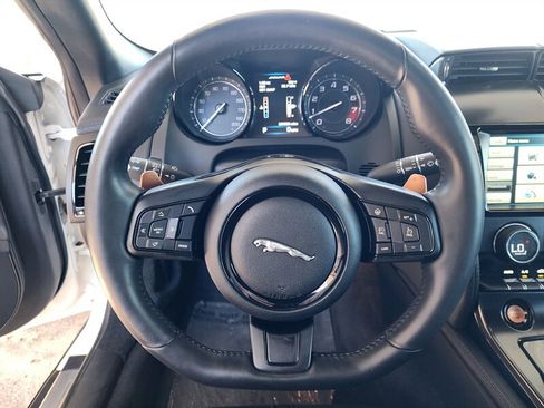Used 2015 Jaguar F-TYPE S image 41