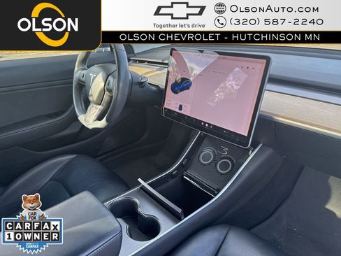 Used 2018 Tesla Model 3 Long Range image 34