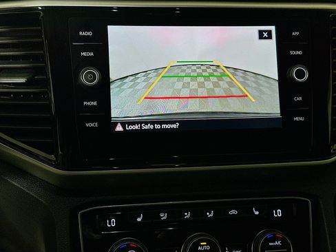 Used 2023 Volkswagen Atlas Cross Sport SE w/ Panoramic Sunroof Package FWD image 25