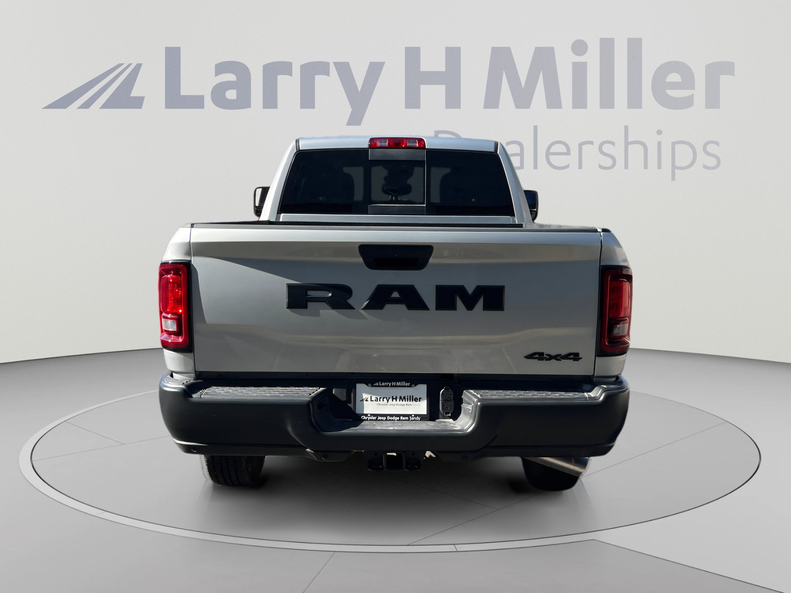 New 2026 RAM 2500 Tradesman AWD/4WD image 4