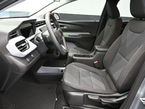 New 2027 Chevrolet Bolt LT FWD image 18