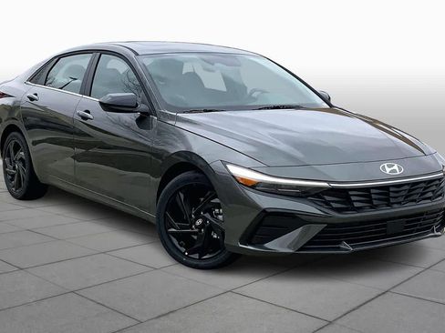 New 2026 Hyundai Elantra SEL Sport Premium w/ Cargo Package image 2