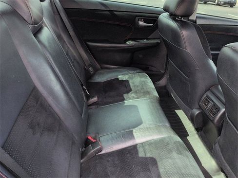 Used 2015 Toyota Camry XSE w/ Moonroof Package image 11
