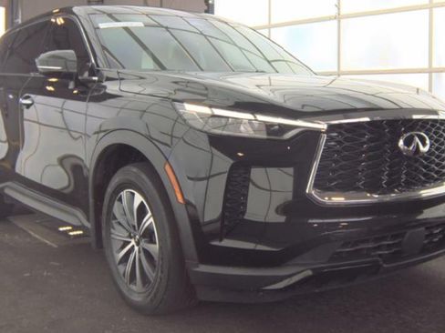 Certified 2024 INFINITI QX60 Pure FWD image 4