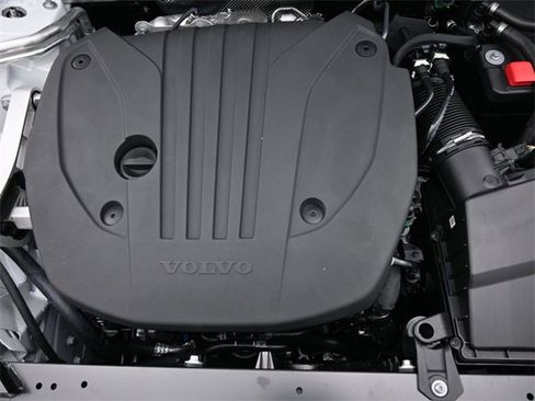 New 2026 Volvo XC60 B5 Plus w/ Protection Package Premier image 37