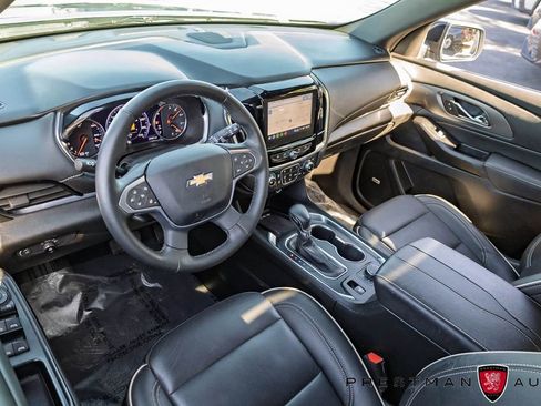 Used 2023 Chevrolet Traverse Premier AWD/4WD image 23