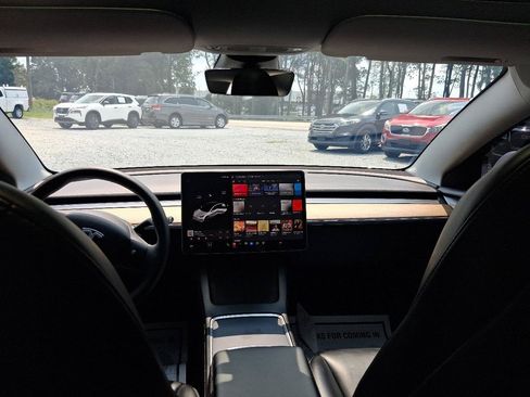 Used 2021 Tesla Model 3 Long Range AWD/4WD image 9