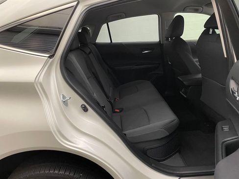 Used 2022 Toyota Venza LE AWD/4WD image 30