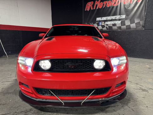 Used 2013 Ford Mustang GT Premium w/ Comfort Pkg image 8