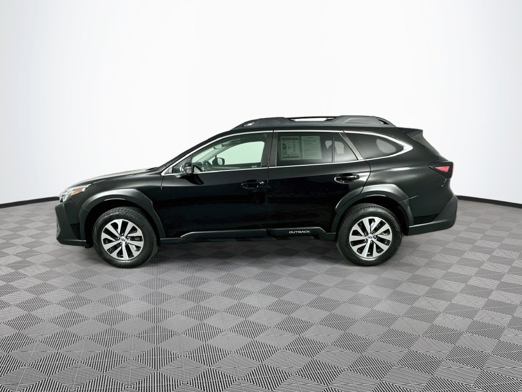 Certified 2024 Subaru Outback Premium AWD/4WD image 6