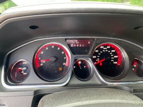 Used 2015 GMC Acadia SLE AWD/4WD image 13