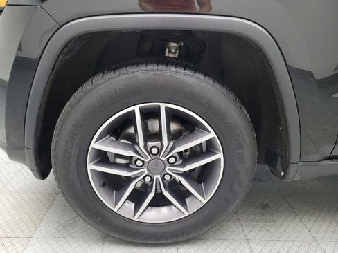 Used 2020 Jeep Grand Cherokee Limited image 31