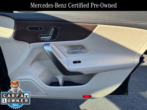 Used 2023 Mercedes-Benz CLA 250 4MATIC image 16