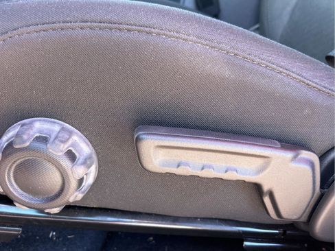 Certified 2020 Jeep Gladiator Sport w/ Quick Order Package 24S image 27