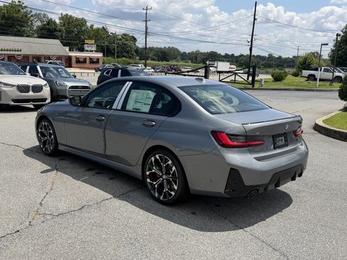 Used 2026 BMW 330i xDrive Sedan w/ M Sport Package AWD/4WD image 6