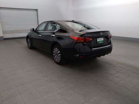 Used 2023 Nissan Altima 2.5 SV AWD/4WD image 5