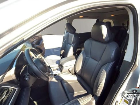 Used 2023 Subaru Ascent Limited w/ Technology Package AWD/4WD image 11