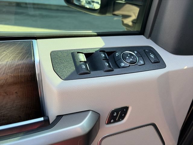 Used 2019 Ford F250 Limited AWD/4WD image 11