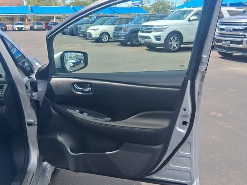 Used 2023 Nissan Leaf SV Plus FWD image 10