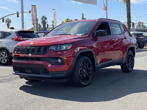 New 2026 Jeep Compass Latitude image 2