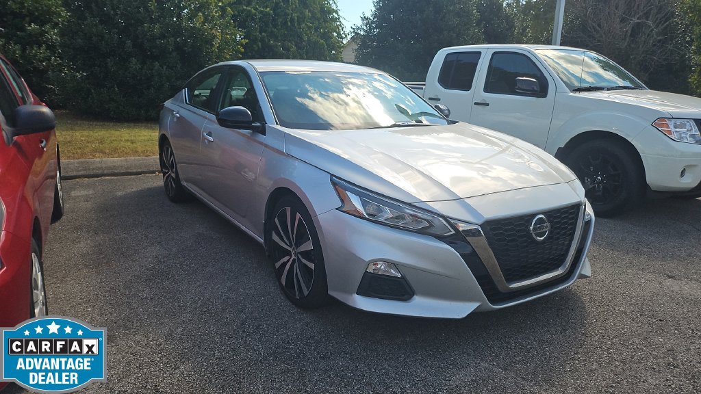 Used 2020 Nissan Altima 2.5 SR FWD image 1