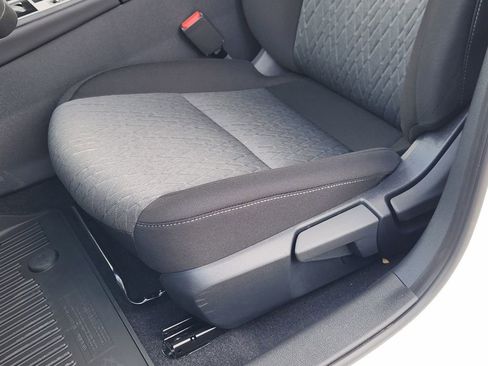 New 2026 Nissan Sentra SV FWD image 16