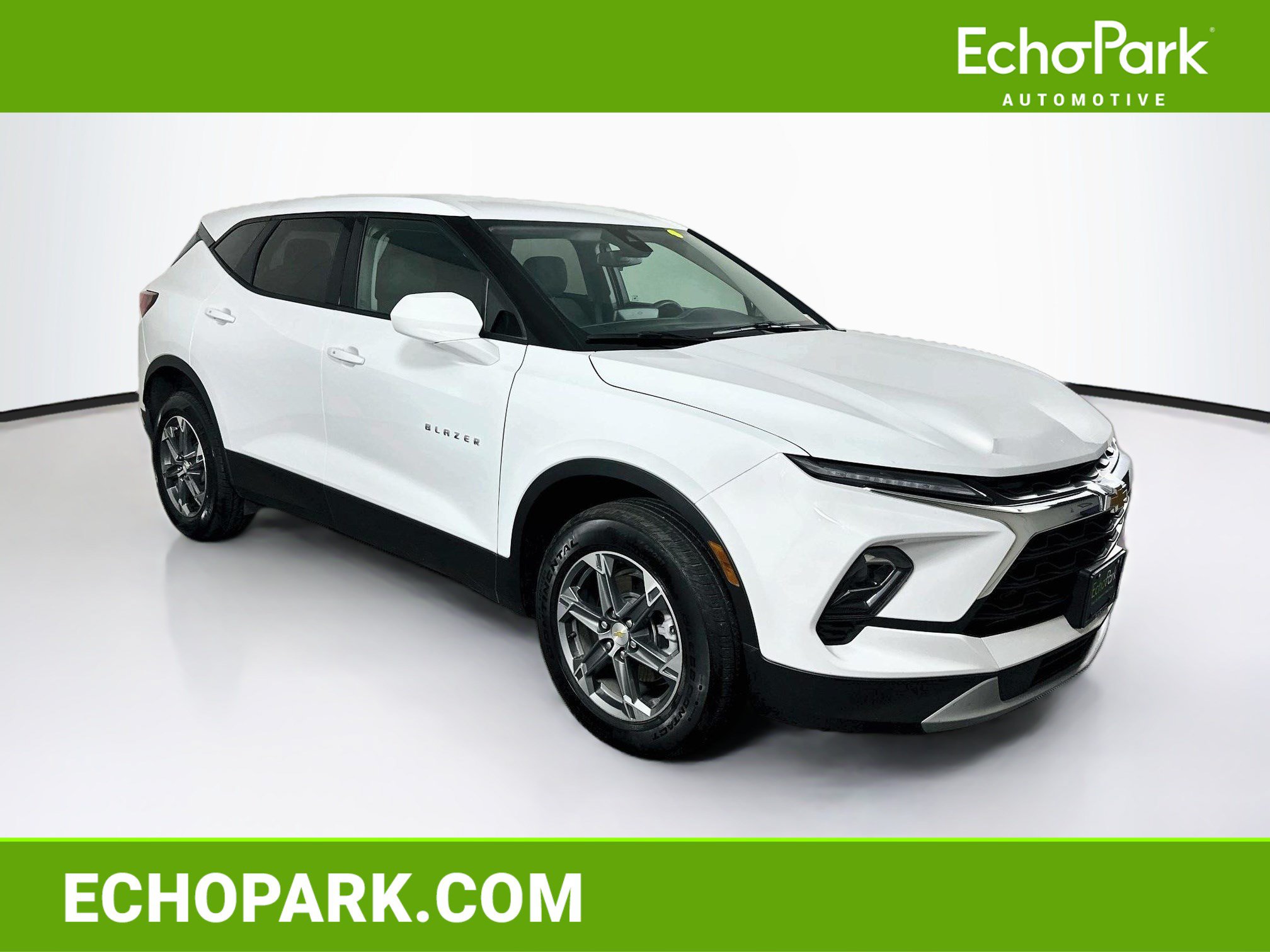 Used 2026 Chevrolet Blazer LT FWD image 1