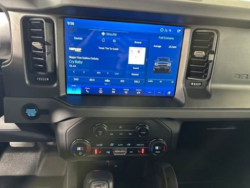 Used 2024 Ford Bronco Big Bend image 20