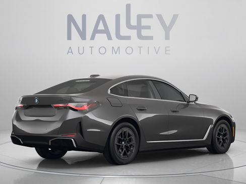 Used 2023 BMW i4 eDrive35 w/ Premium Package RWD image 3