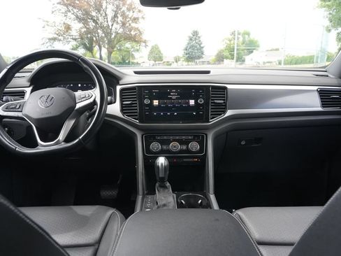 Used 2020 Volkswagen Atlas Cross Sport SEL AWD/4WD image 18
