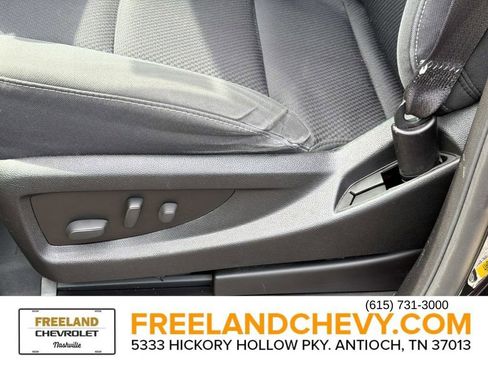 Used 2014 Chevrolet Silverado 1500 LT w/ LT Convenience Package RWD image 24