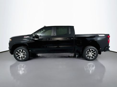 Used 2020 Chevrolet Silverado 1500 LT Trail Boss AWD/4WD image 8