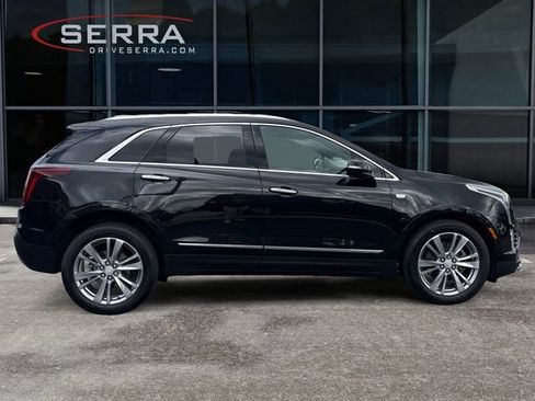 Used 2024 Cadillac XT5 Premium Luxury w/ LPO, Floor Liner Package AWD/4WD image 6