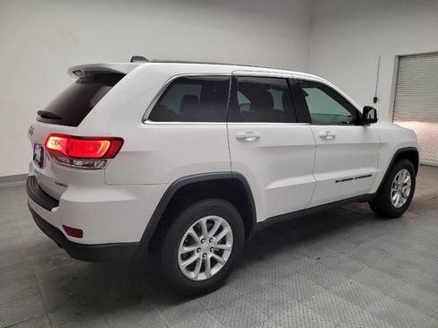 Used 2022 Jeep Grand Cherokee Laredo X AWD/4WD image 10