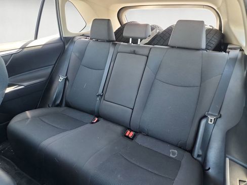 Used 2022 Toyota RAV4 LE AWD/4WD image 14