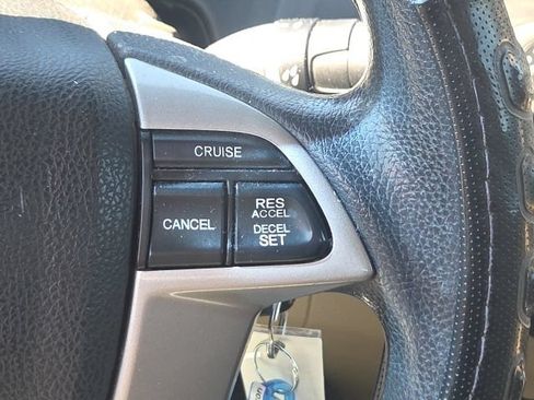 Used 2011 Honda Accord EX image 33
