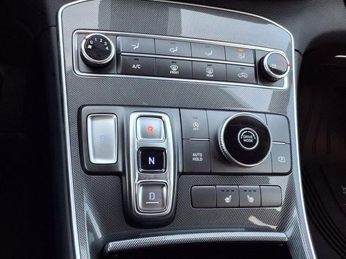 Used 2022 Hyundai Santa Fe SEL image 19