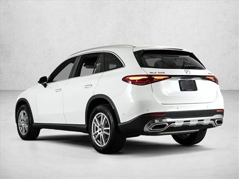 Certified 2025 Mercedes-Benz GLC 300 4MATIC image 8