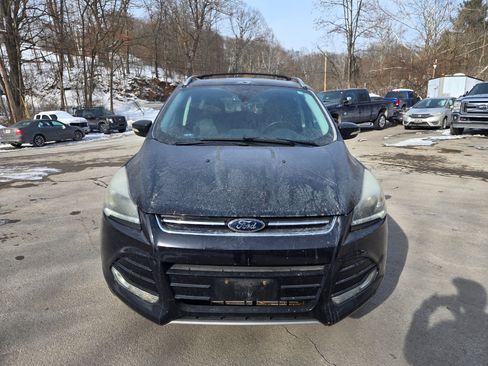 Used 2016 Ford Escape Titanium w/ Equipment Group 301A image 8